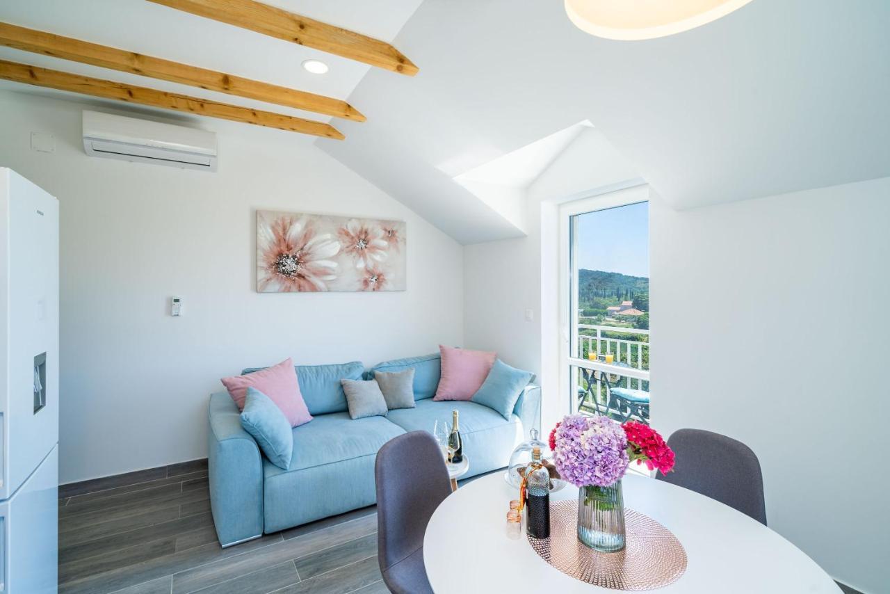 Apartments Amalija Čilipi 외부 사진